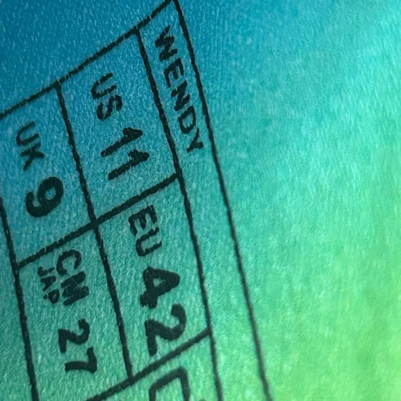 Hey dude Wendy size 11 BNWT women’s pride rainbow 🌈 slip on shoes - Picture 8 of 8